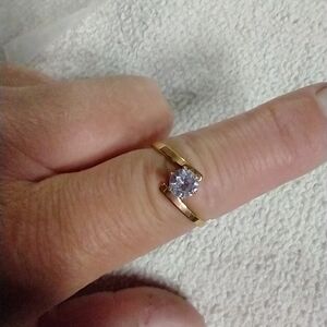 Goldtone crystal ring stainless steel 9.25